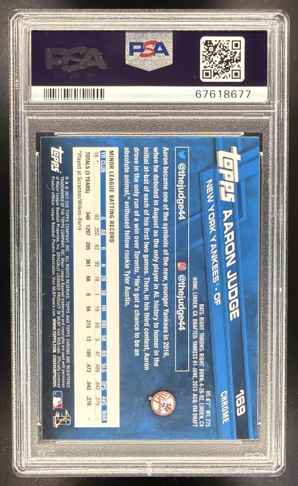 2017 Topps Chrome Aaron Judge #169 RC PSA 10 Yankees Catching