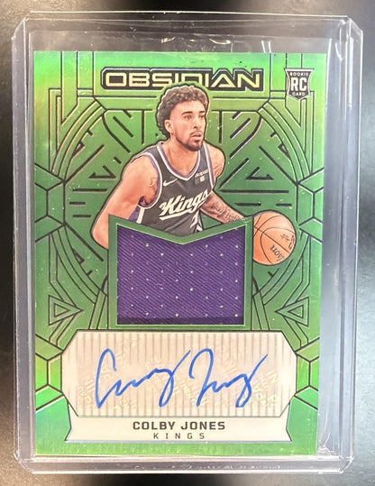 2023-24 Panini Obsidian NBA Colby Jones #211 Green Flood Rookie Patch Auto 15/20