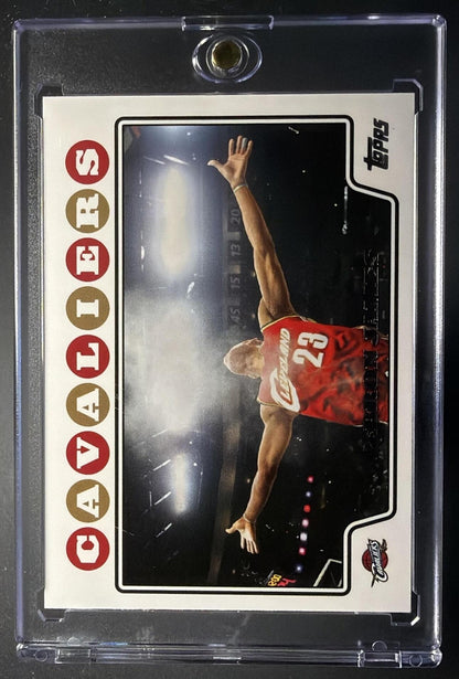 2008-09 Topps Lebron James Chalk Toss Image #23