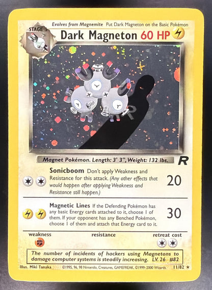 2000 Pokemon Team Rocket Dark Magneton Unlimited Holo 11/82 NM
