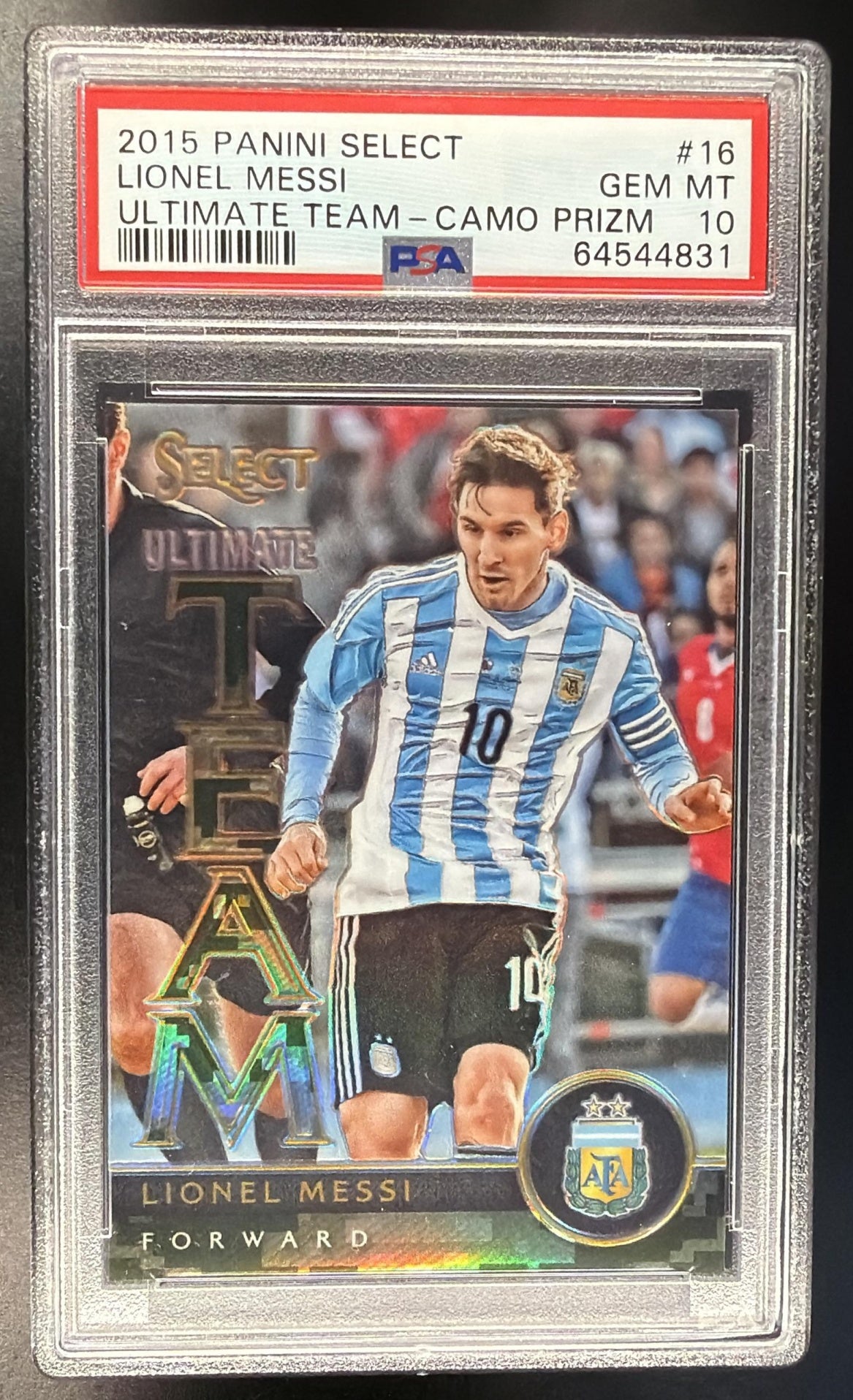 2015 Panini Select Lionel Messi #16 Ultimate Team Camo Prizm 24/249 PSA 10