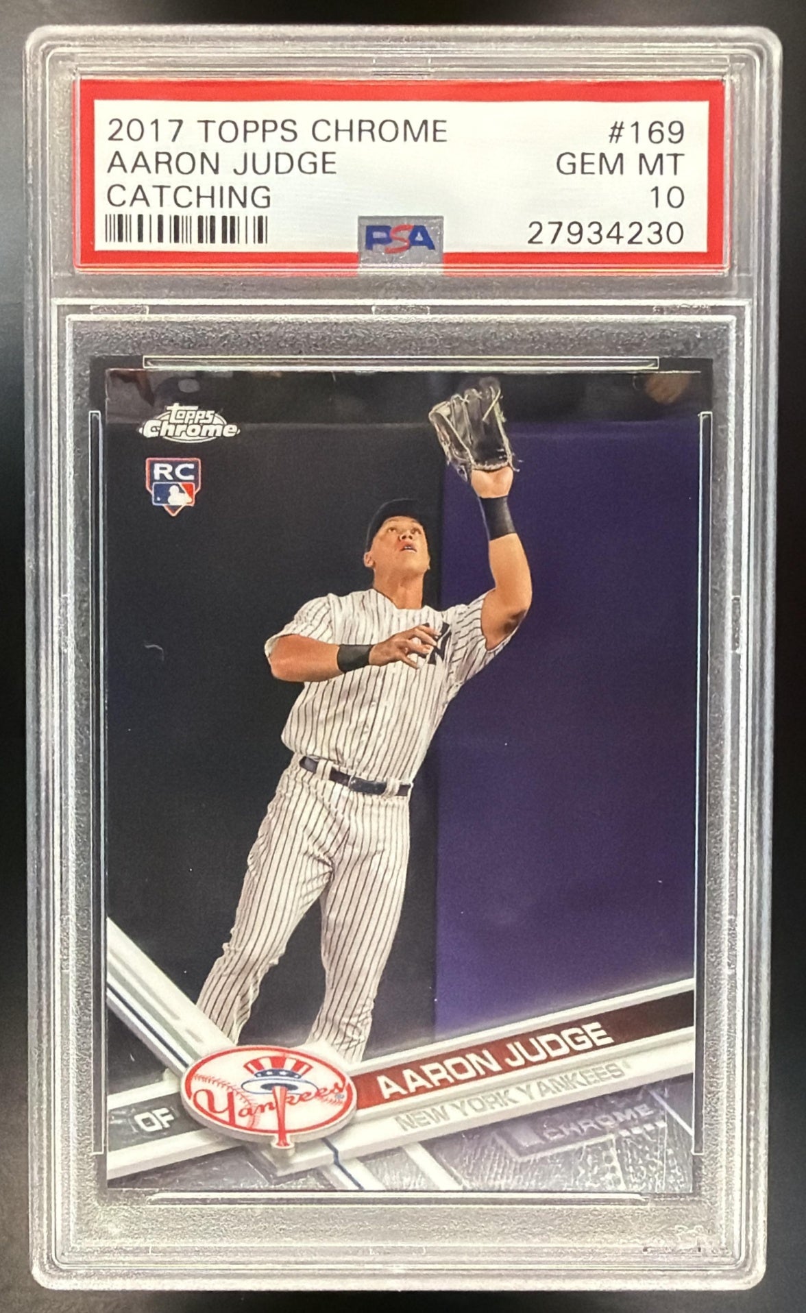 2017 Topps Chrome Aaron Judge Catching #169 Rookie Card PSA 10