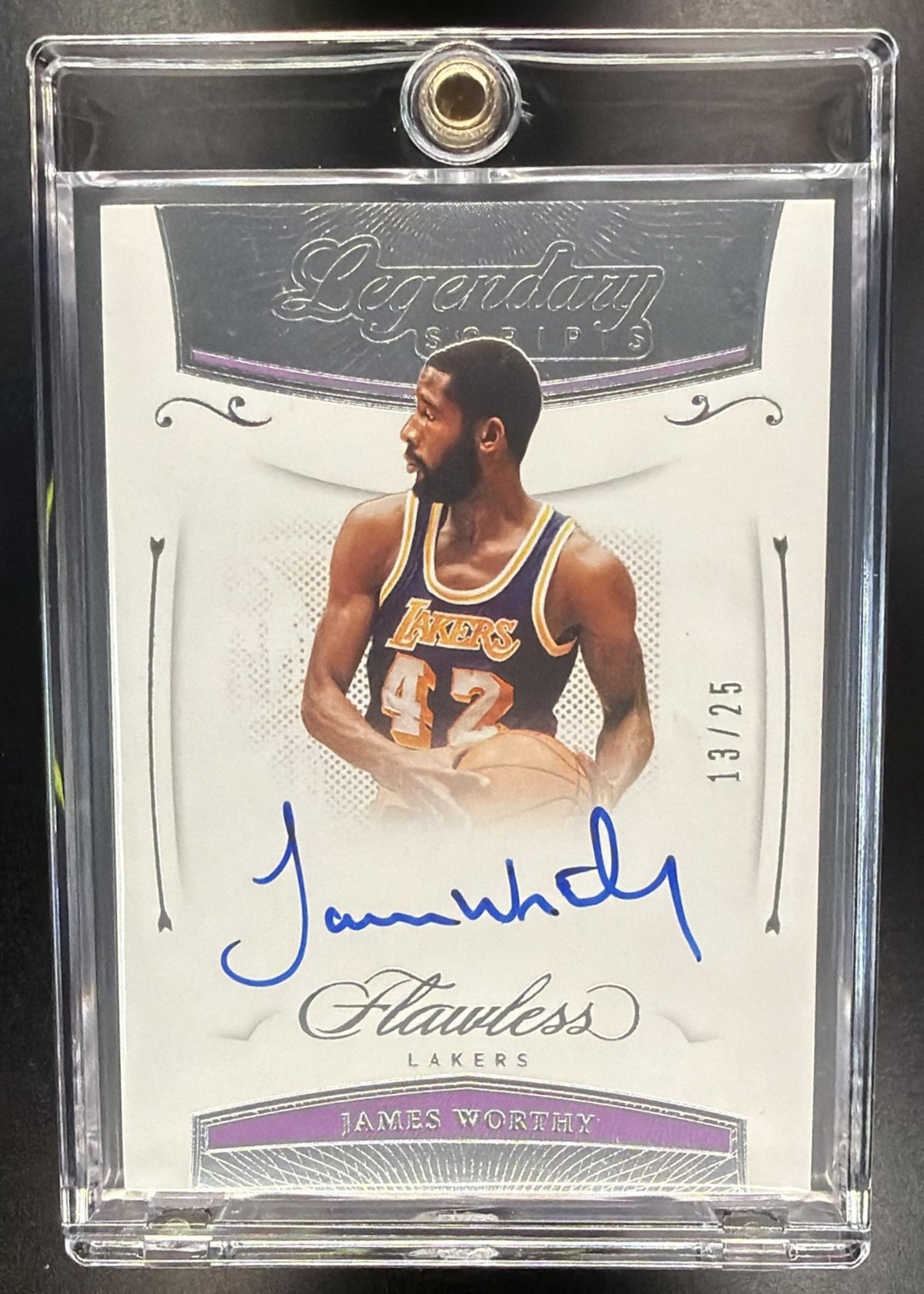 2020-21 Panini Flawless James Worthy #LEG-WOR Legendary Scripts 13/25 Auto