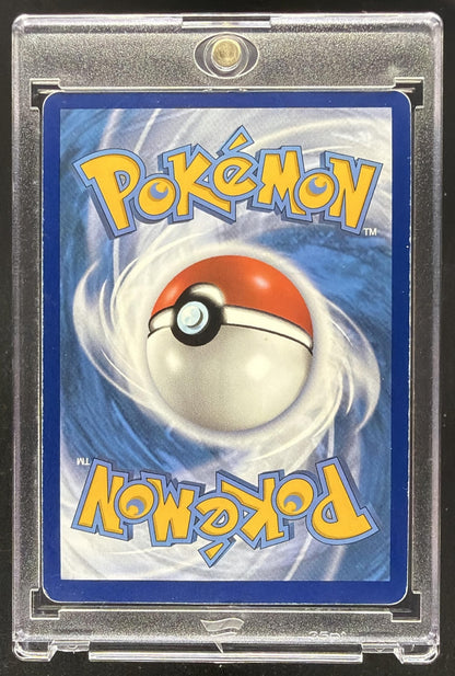 2021 Pokemon Sword & Shield Fusion Strike Mew V #251/264 Full Art Crease